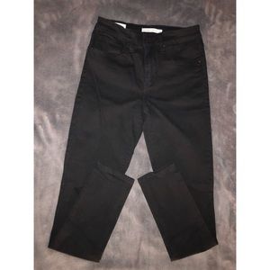 Levi black skinny jeans